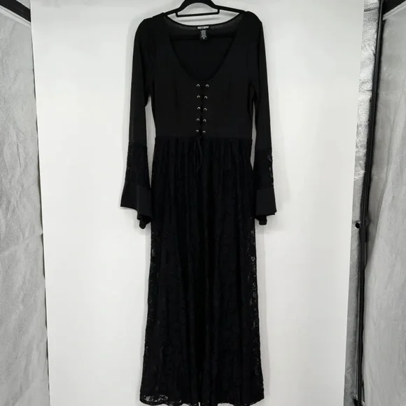 Hot Topic Skull Lace Bell Sleeve Maxi Dress Juniors Size L Black Gothic  Witch
